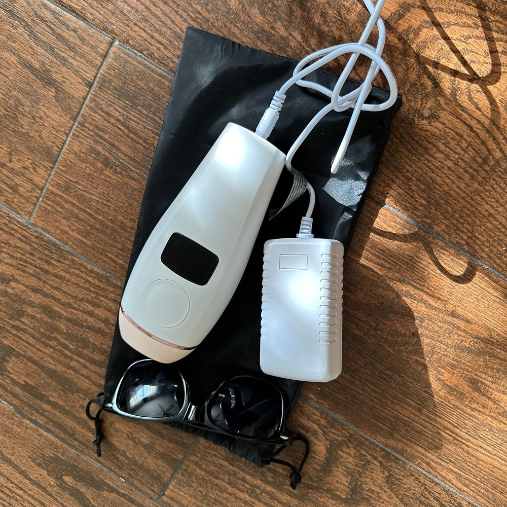 IPL Laser Hair Removal Handset White Rose Gold 999,999 Flashes LCD Display Set